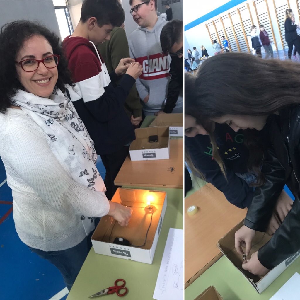 RadioJarifa's tweet photo. Las tareas domésticas son responsabilidad de TODOS 👩🏼‍🦰👨🏼‍🦰. Se demuestra en los #tallerescoeducativos del @iesjarifa. ¡Cómo mola esa jefa 👩🏻‍🌾 de jardinería 🌲🌳 con su peón 👷🏼‍♂️ y esa #AMPA que vale pa’ tó! @BAbindarraez @educacionenmlg @tesiromero @RadioCartama @Ayto_Cartama https://t.co/AIcieAjELb