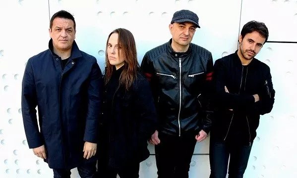 Si todavía no has escuchado el nuevo tema de <a href="/ParanormalesB/">Paranormales ⚡️</a> a qué esperas y ojo...¡En el único sitio que puedes escucharlo es aquí!
#Estreno #EXCLUSIVA para #YTSI
👇👇👇
yotambiensoyindie.es/2019/03/06/par…