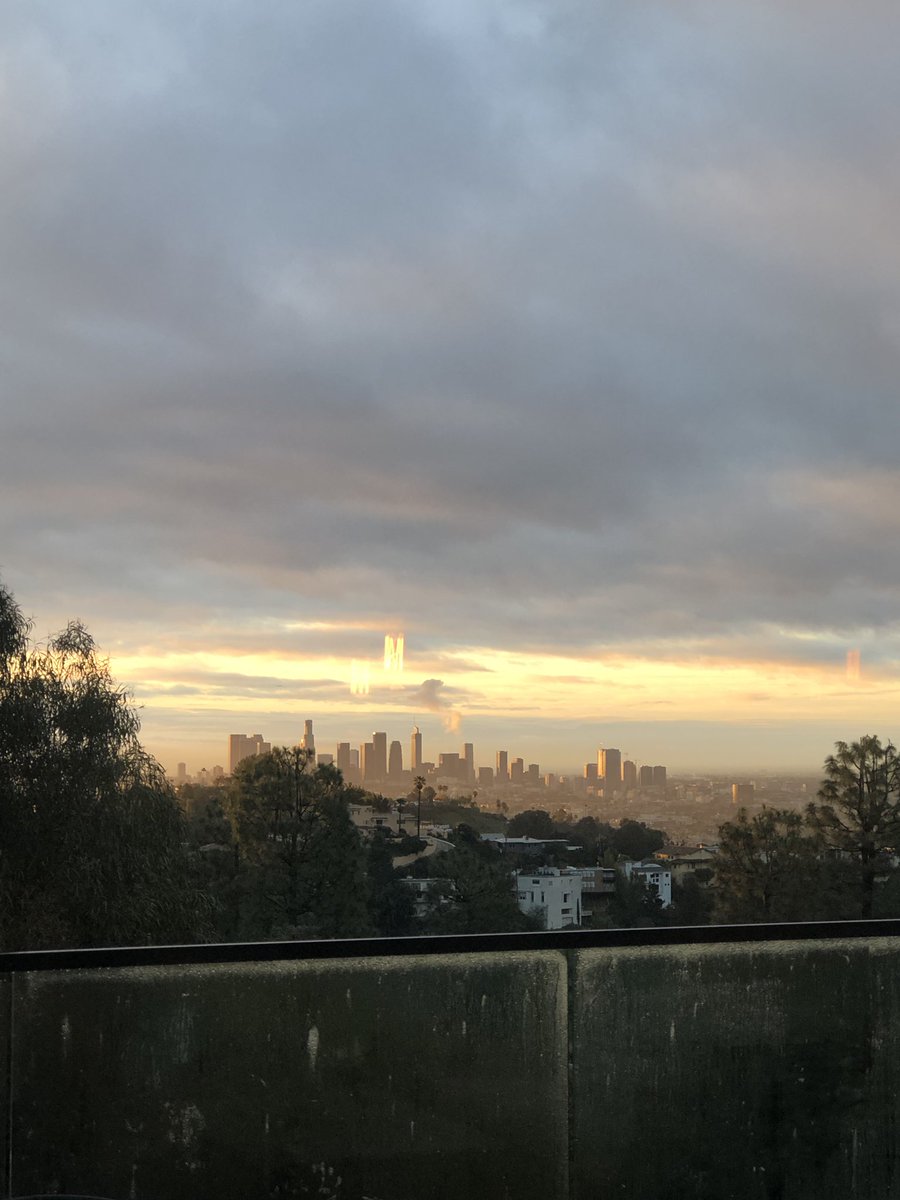 RomeRamirez's tweet photo. La is beautiful this morning https://t.co/dJtkwfiQ1C