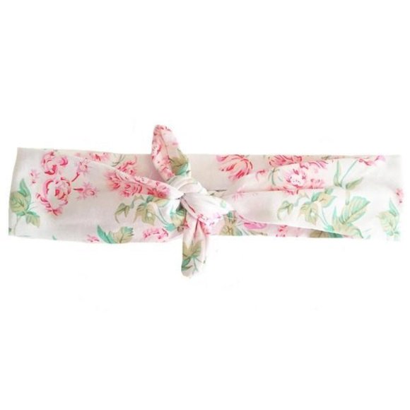 BodenbergTerry's tweet photo. So good I had to share! Check out all the items I'm loving on @Poshmarkapp #poshmark #fashion #style #shopmycloset #headbandsofhope #sunnyleigh #anthropologie: https://t.co/XLqsolGYsx https://t.co/iAc33ZLd9D
