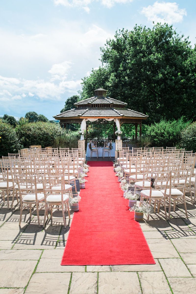 RosetoneEF's tweet photo. Outdoor Ceremonies are What Rosetone Are Living for This Summer!💍

#weddings #weddingseason https://t.co/diZe1sTdSU