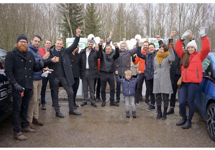 Lilliseriksson's tweet photo. Sweden’s second @ForChargeDrive HPC station is open- yaaaay! https://t.co/HydNhYvOHc