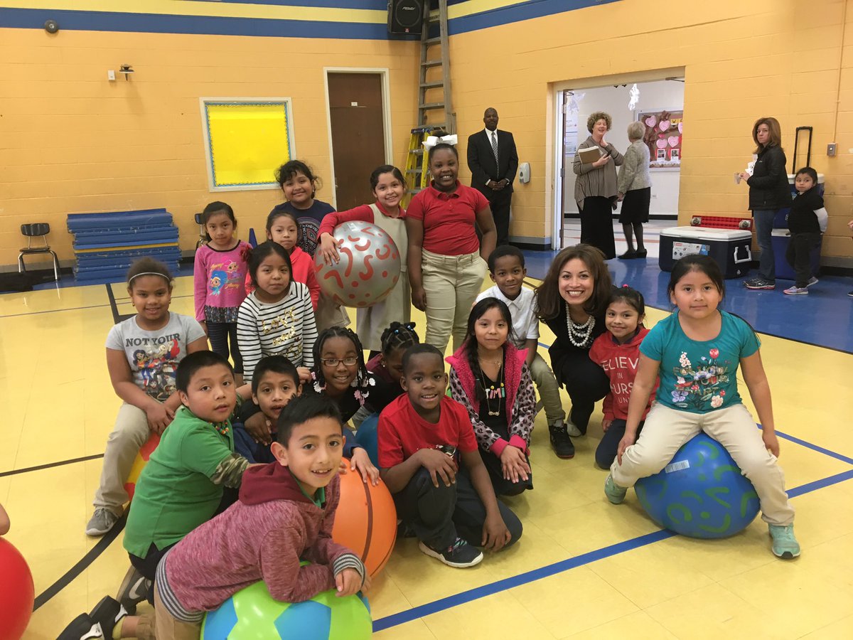 Chattajill's tweet photo. Excited to welcome @SchwinnTeach and the @TNedu to @HillsElem today to share all of the great work and progress at Clifton Hills and in the @HCSOppZone #OppZoneWins19 #12Cakes https://t.co/usC0hDRtV4