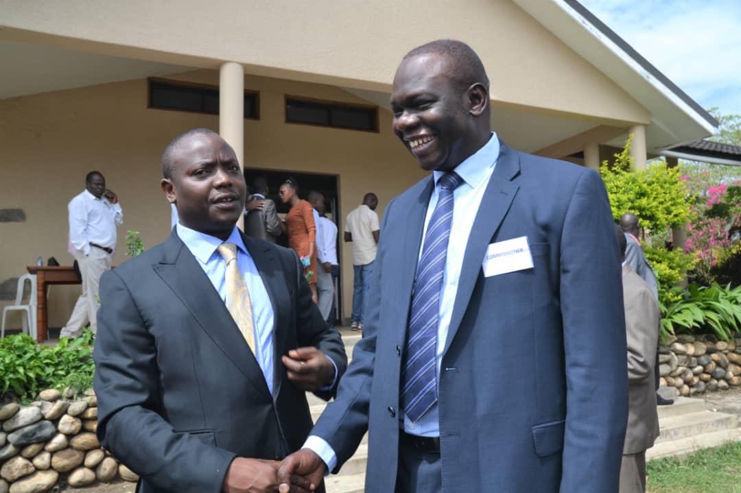 #MWEworks: The State Minister for Water <a href="/HonKibuule/">Kibuule Ronald</a> attended the District Water Officers meeting in Kasese district to assess performance &amp; implementation of water &amp; sanitation programs in District Local Governments. <a href="/okidi64/">Dr. Alfred Okot Okidi</a> <a href="/Parliament_Ug/">Parliament of Uganda</a> <a href="/MosesWatasa/">Moses Watasa</a> <a href="/JEyatu/">Joseph eyatu</a> <a href="/AaronKabirizi/">Aaron Kabirizi</a>