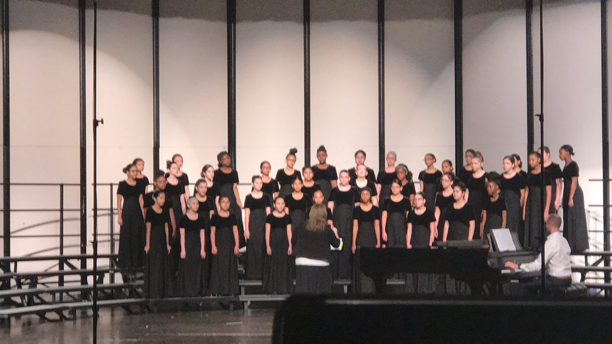 TCMS JV Women and Ms. Morgan! 👏🏻👏🏻👏🏻🎵🎶