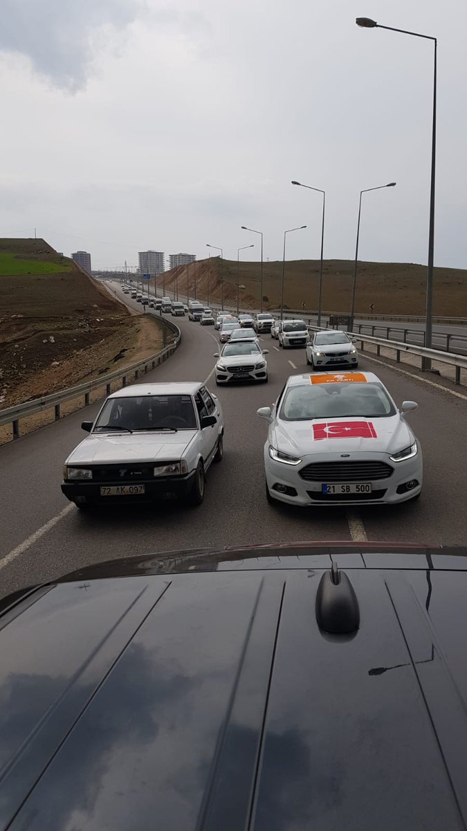 Ak Partimizin Genel Başkanı, Cumhurbaşkanımız Sayın Recep Tayyip Erdoğan'ın katılımıyla gerçekleşen Büyük Siirt Mitingimizde halkımızla bir araya geldik.  <a href="/focalapkulu/">Fuat Özgür Çalapkulu</a> <a href="/farisakgul/">faris akgül</a> <a href="/erkankandemir/">Erkan Kandemir</a>  <a href="/osman_oren/">Osman Ören</a> <a href="/Nevzat_karaatay/">Nevzat Karaatay</a> 
#BelediyeİşiGönülİşi
Teşekkürler #Kurtalan