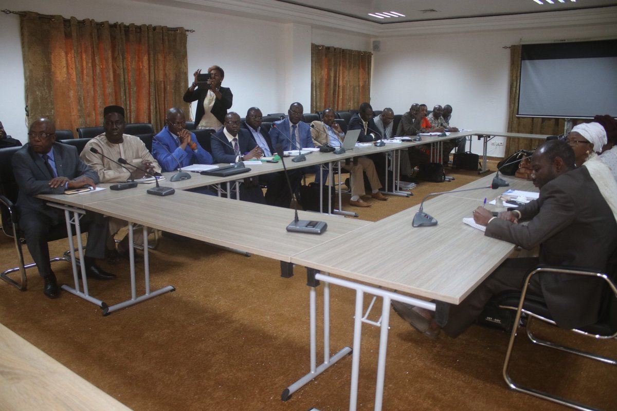 MElevage's tweet image. Dr Kané Rokia Maguiraga du @MElevage a procédé ce matin à l'Ouverture de la rencontre periodique des projets du Ministère de l’élevage et de  la pèche et la cellule de planification et de statistique du  Secteur  Développement et Rural (SDR)