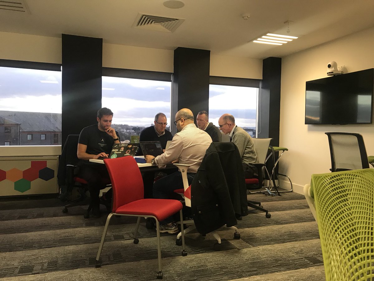 JBUGScotland's tweet photo. Kicking off tonight’s workshop at @SopraSteria_uk Edinburgh with @ericschabell - getting hands on with @RedHat Process Automation Manager https://t.co/Sj6HRPJmuU