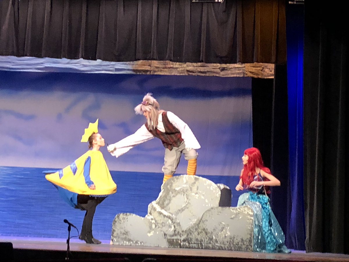 ShawTweeters's tweet photo. Our class loved the preview of “The Little Mermaid” at Cosgrove! I can’t wait to see the full show tomorrow night! @cvscsd @SpencerportCSD https://t.co/geltMYBZ7t