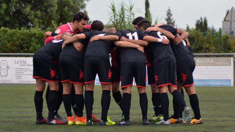 EsporTGNDigital's tweet photo. #3div5 | Clifton Onolfo (@cfreusdeportiu) només ha pagat una mensualitat al @ReusBCambrils i a únicament dotze jugadors. Els futbolistes del filial es pronuncien en un nou comunicat #CFReus #CFReusB

💬 Pots llegir-lo a 👉 https://t.co/2CFYcIhxiY https://t.co/clHLeDfDUd