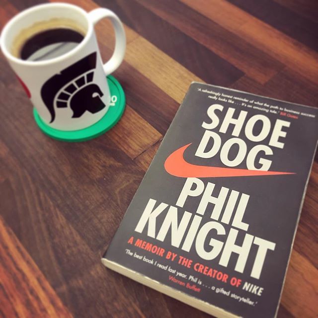 spartanprotein's tweet photo. “The cowards never started, and the weak died along the way” ⁣
⁣
- Phil Knight ✔️ ⁣
⁣
An inspirational choice for training, business &amp; life for International Book Day, highly recommended reading 📖 it’s important to train the grey matter too 🧠 ⁣
⁣… https://t.co/ZfLzGu1gye https://t.co/Ij4TeiOkrm