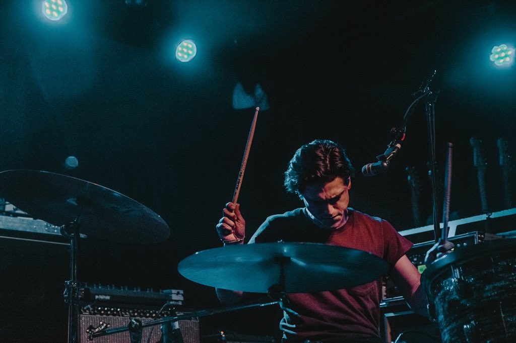dreaeden's tweet photo. 🖤@DREAMERSjoinus shot 3/2 at the bottom lounge!! was super excited to see these guys since the first time i shot them was just over a year ago. I think its really cool seeing how much i’ve grown as a photographer since then🖤 https://t.co/N4VKCKwlTx