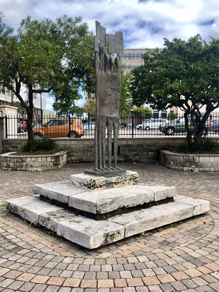 GlennBostonTV's tweet photo. Feeling nourished with knowledge after touring the @Bermuda African Diaspora Heritage Trail today with my @BTAInsights colleagues and @titanexpressb. #GoToBermuda https://t.co/BXwAj30F6n