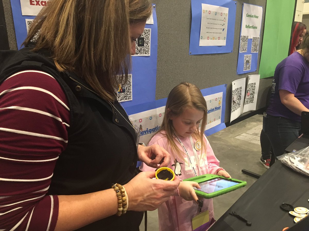 ReneeLWhite5's tweet photo. Sharing all about @geniushour at @ncties Student Showcase! Ss taught the process & how to share learning @Buncee #StopMotionStudio & more! #GeniusIsElementary #GeniusHour #ncties19 #lpeswake https://t.co/ogMqx73r7R