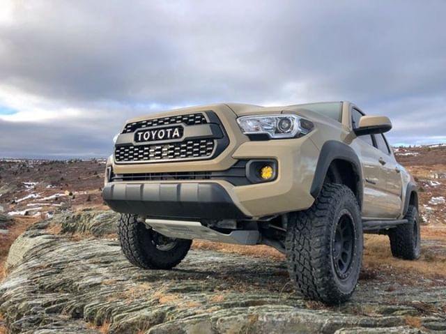 CooperTire's tweet photo. What’s that smell? Adventure and Cooper Tire rubber. 📷 by Instagrammer @taco_can_run #CooperTire #Toyota #Tacoma #DiscovererSTMaxx https://t.co/XKvdXcvGLc