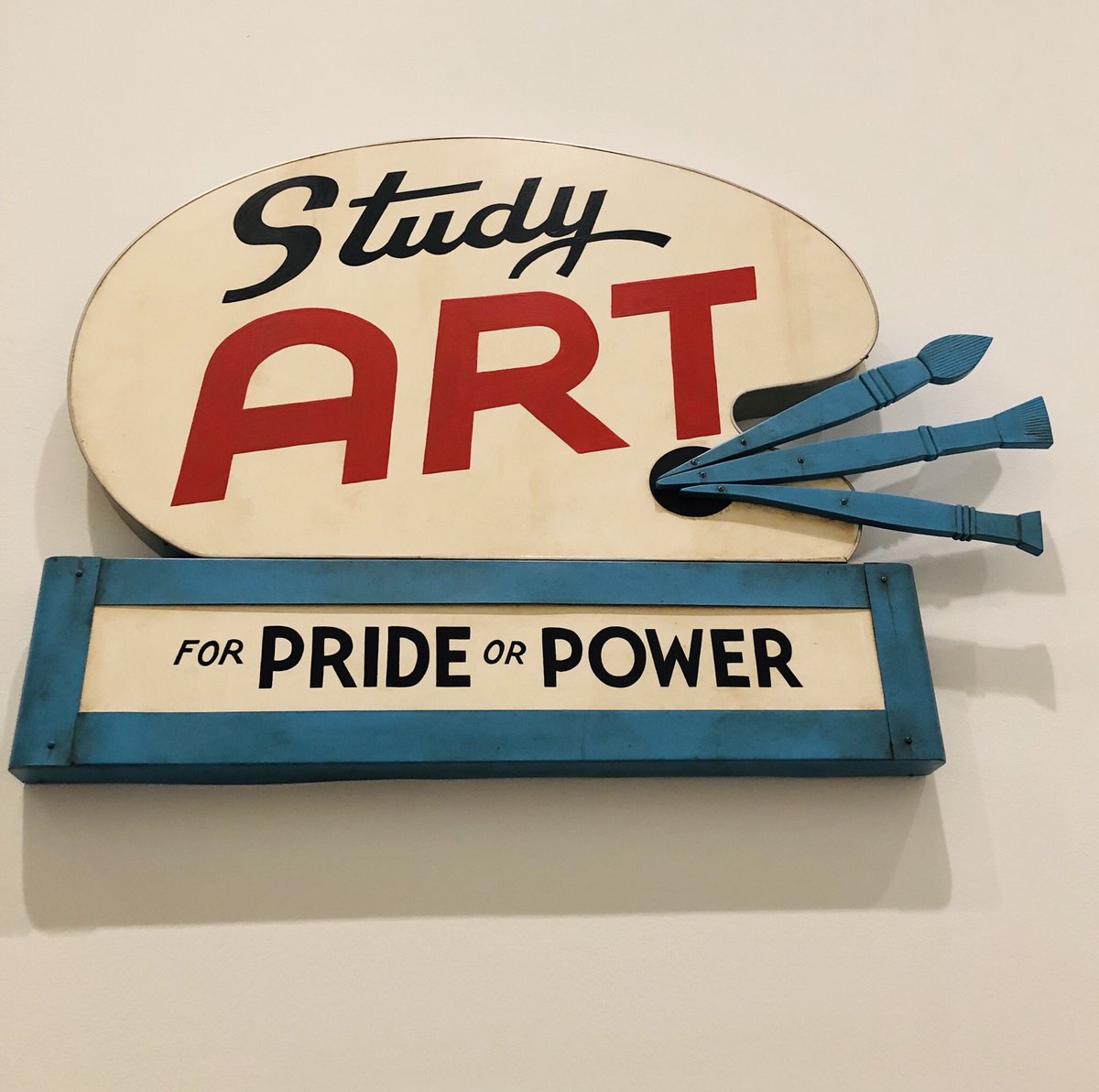 CArnoldMD's tweet image. Another amazing perk of working @OSUWexMed is a world class museum on campus. #FASTPath social to experience a guided tour of The latest John Waters exhibit at @wexarts with 100 other art lovers at lunch time. with the wonderful @JayaB_hempath #AlwaysTimeForArt #SpringIsInTheAir