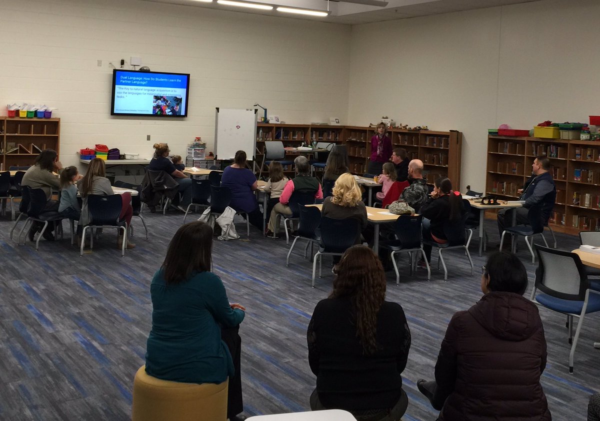 CVCCdfonseca's tweet photo. Happening now: The second parent information night for the 2019-2020 BCPS Global Immersion Academy at the New Mountain View Elementary School. #ignitelearnigbcps https://t.co/BA1Sjcp7aM