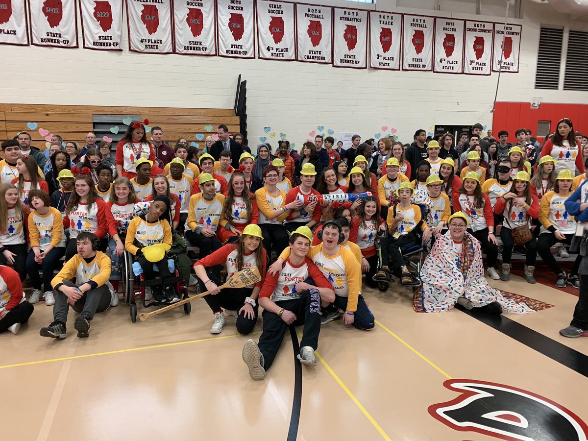 jill1010hook's tweet photo. couldn’t be any more blessed with the experiences i get everyday with these goofballs, will definitely be the hardest goodbye when i leave lockport <3 https://t.co/t5ZIY1NVT4