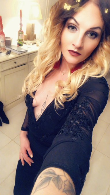 Les soir&eacute;es marseillaises 👌🏼😍 avec @AndreaDjoly ❤️ https://t.co/Vftq07Q4AG<a class="tags" target="_blank" title="On Twitter" href="/?out=eyJ0eXAiOiJKV1QiLCJhbGciOiJIUzUxMiJ9.eyJpYXQiOjE3MjIwNDE3OTgsImlzcyI6InR3cG9ybnN0YXJzLmNvbSIsIm5iZiI6MTcyMjA0MTc5OCwiZXhwIjoxNzUzNTc3Nzk4LCJyZWRpcmVjdF91cmwiOiJodHRwczovL3R3aXR0ZXIuY29tL0FuZHJlYURqb2x5In0.iiszqeky_uw_xCWORJO2fnspTbs6Nuo_bMB2NVrqBiA3pWn7MxNNzKcguTSQSPISGv26Y0cMykdGrCH52XXhzA">@AndreaDjoly</a><a href="/tag/bruxelles"class="tags"><span>#bruxelles</span></a>