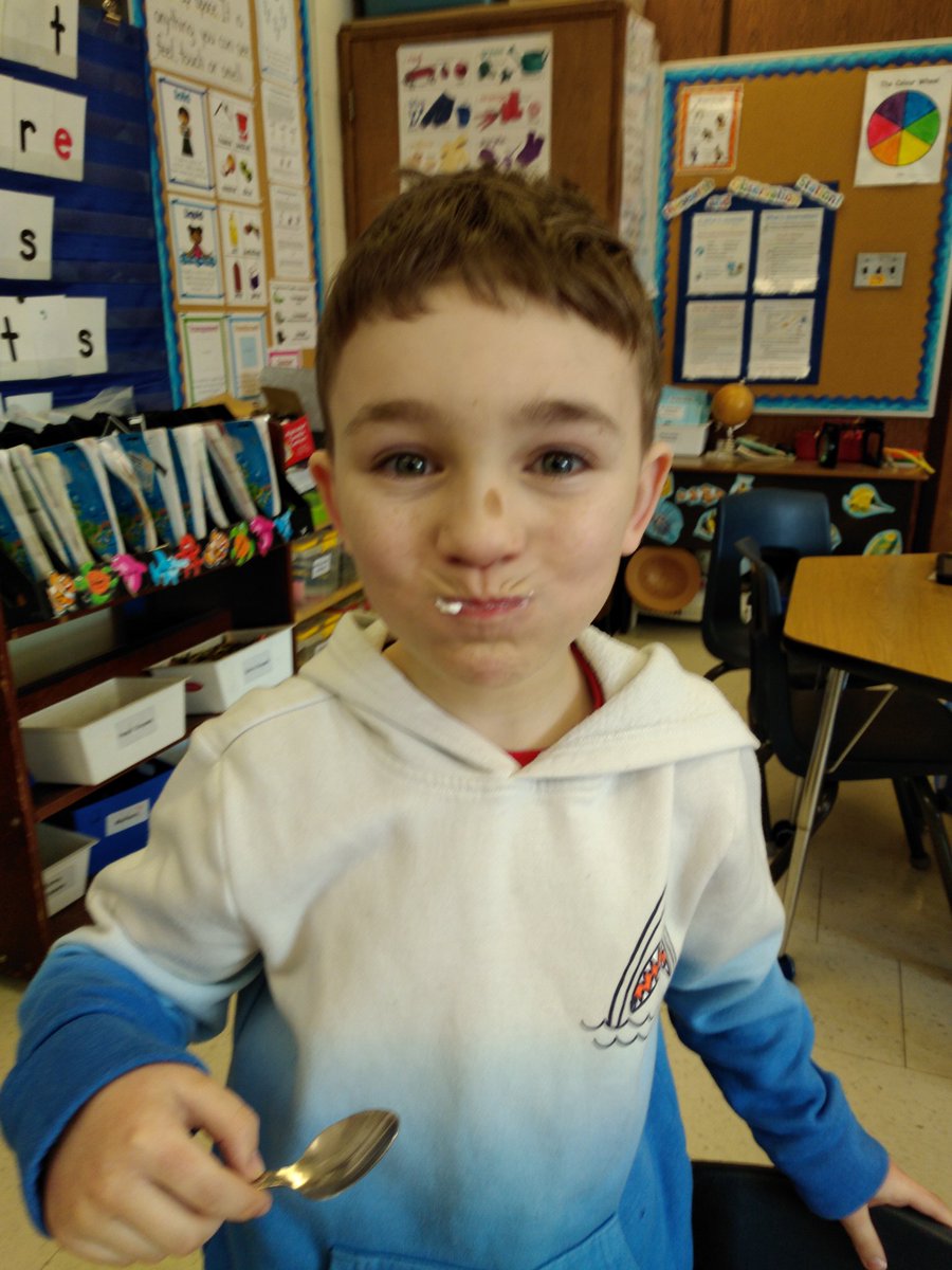 AlpineRoom10's tweet photo. Today was our ice cream party!! Thanks to Alpine's Parent Council for providing fun treats and for serving. Thanks to the Room 10 families who returned their pledge forms, especially Abby who raised $300, allowing us to earn this fun surprise! What a great way to end the day! https://t.co/FOO6jatb4H