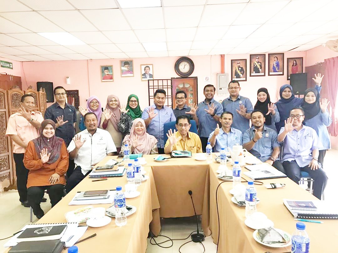 accdini's tweet photo. Tahniah!!! Pertubuhan Peladang Kawasan Benut Johor Atas Pencapaian Star Rating 5 Bintang Program Audit Pengurusan Lembaga Pertubuhan Peladang βββββ
#teamAPlpp https://t.co/dGLyCUzcRL