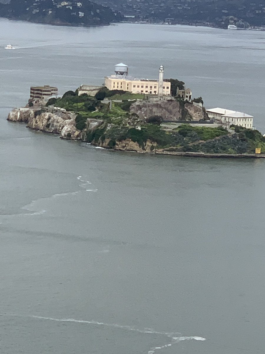 ceo4tech's tweet photo. Thanks @Siemplify #SOAR for real. #RSAC https://t.co/22OCLtau8l