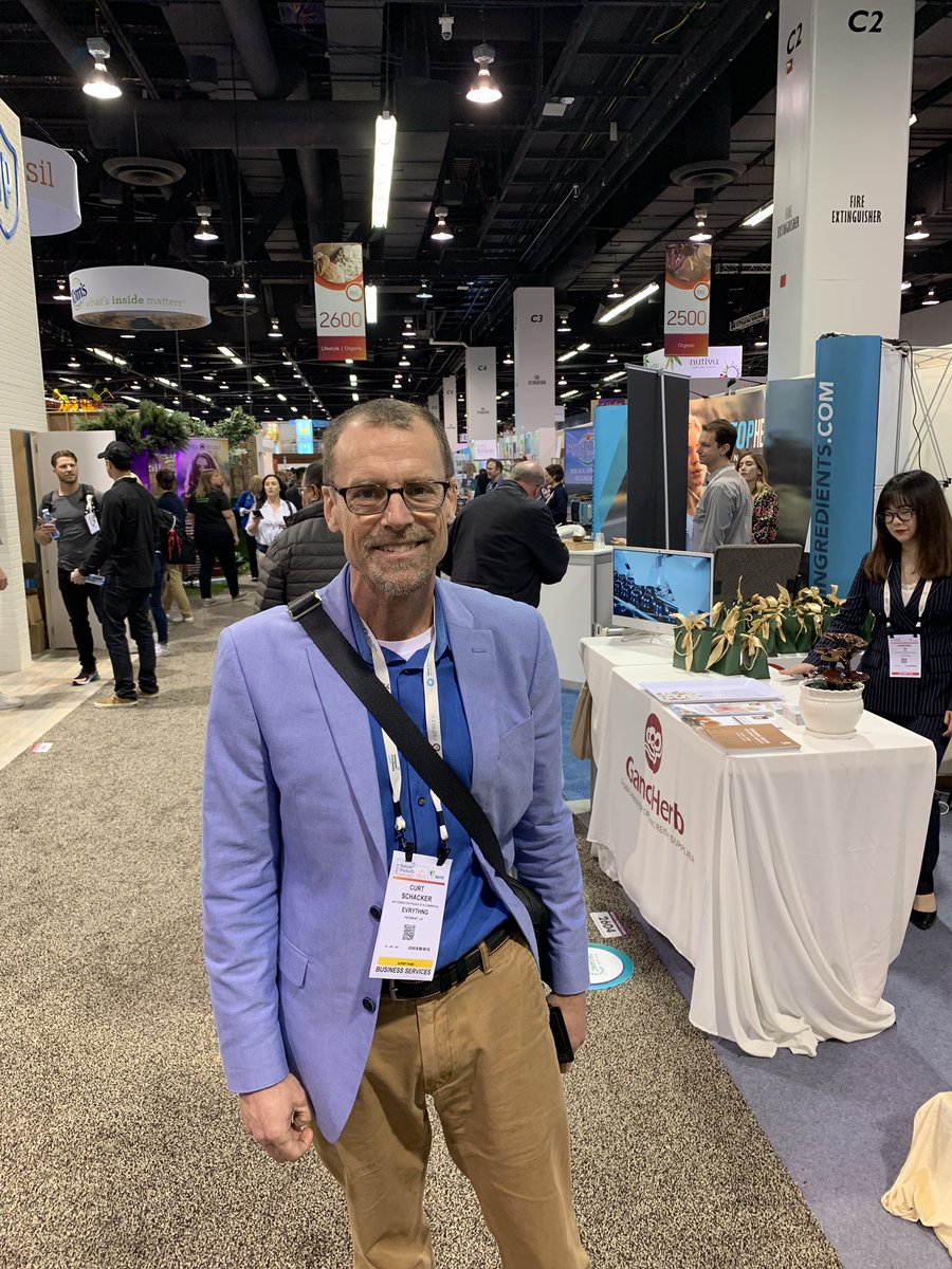 CurtSchacker's tweet photo. Natural Products Expo in Anaheim. Products with a story to tell. @EVRYTHNG is helping them tell it!
#ExpoWest2019 https://t.co/xpP3LmVHmT