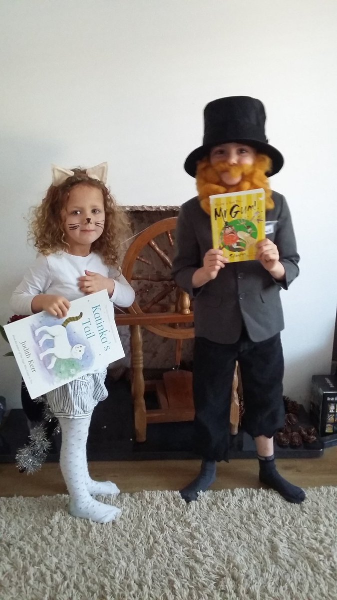 streetsonguk's tweet photo. The obligatory #worldbookday pic. Mr Gum and Katinka #mrgum  @AndyStanton15 https://t.co/Mfg8qGPOyS