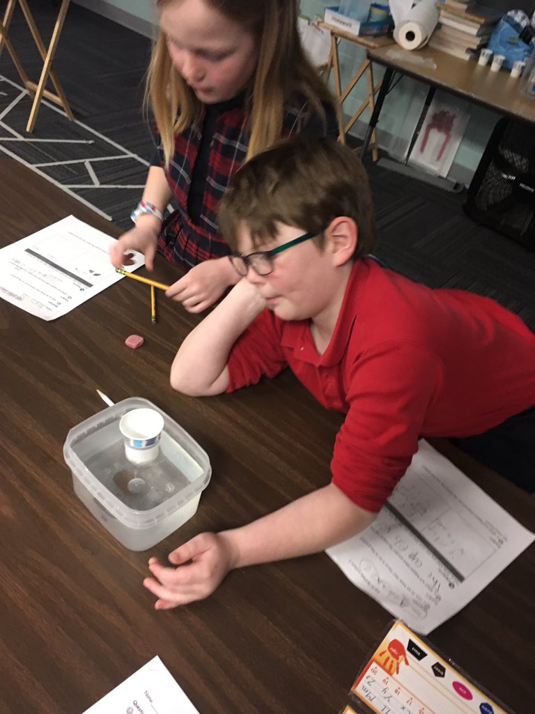 IHMGR's tweet photo. 2nd grade science observation and investigation. https://t.co/eMlnUMwvfN