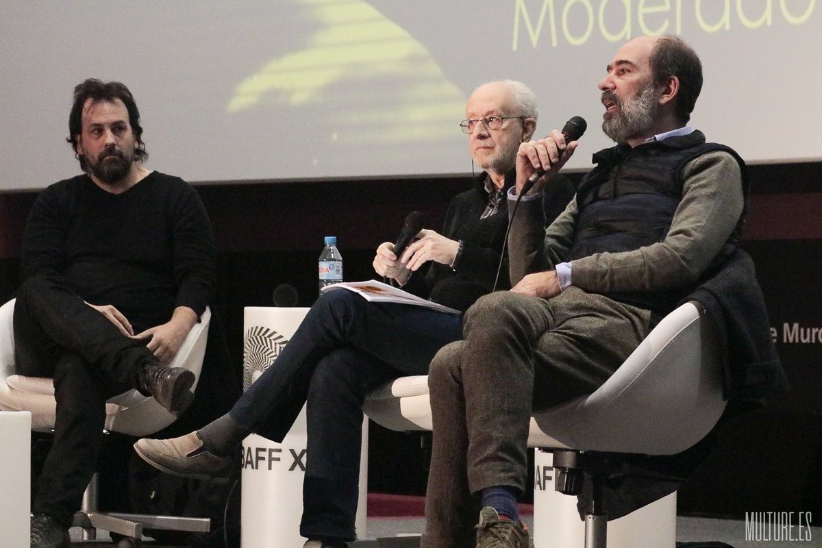Multure_mag's tweet photo. Isaki Lacuesta y Jaime Rosales en el encuentro sobre la dicotomía del cine de autor entre los festivales y las instituciones, en @festivalibaff #IBAFFX #Ibaff10 https://t.co/a1GBnNwmtR