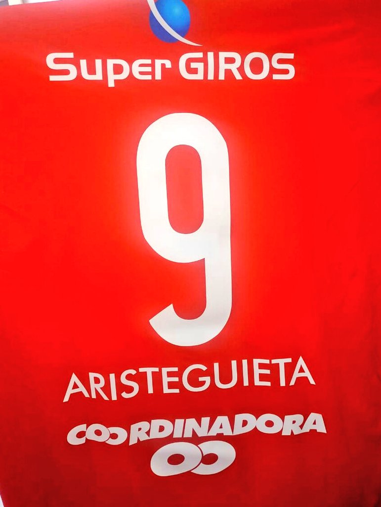 ZonaLibreDeHumo's tweet photo. Ganate la Camiseta de @AmericadeCali autografiada por @Feraristeguieta... Muy fácil! 

Sigue nuestra cuenta y usa el #LaDeAristeguietaConZonaLibre

Mañana al medio día en #ZonaLibreDeHumo es el sorteo. https://t.co/ocU3mIlbGB