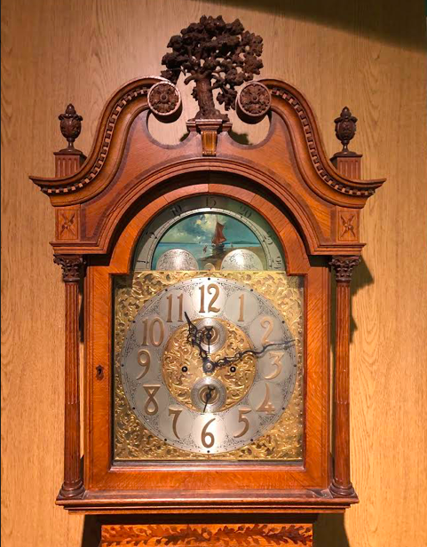 TheCTMuseum's tweet photo. @SpadinaMuseum @CanMusHistory @RMGreenwich @RoyalAlberta @GibsonMuseumTO @IndianaHistory @GOREPLACE @1890House @fortyork @CampbellHouseTO Check out our 108-year-old clock! It's made from the famous Charter Oak with a mini version carved into the top. It's always on display in our Making Connecticut exhibit. #RockOutWithYourClockOut #Connecticut https://t.co/grtfhGT5gX