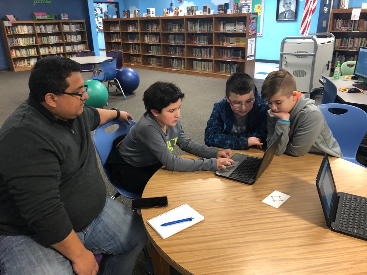AthensCitySch's tweet photo. North City students extended their Community Coding Class to West Side students. The students collaborated, learned, and smiled together! #ExcellenceIs #Code4TN https://t.co/sgwL0oy3qk
