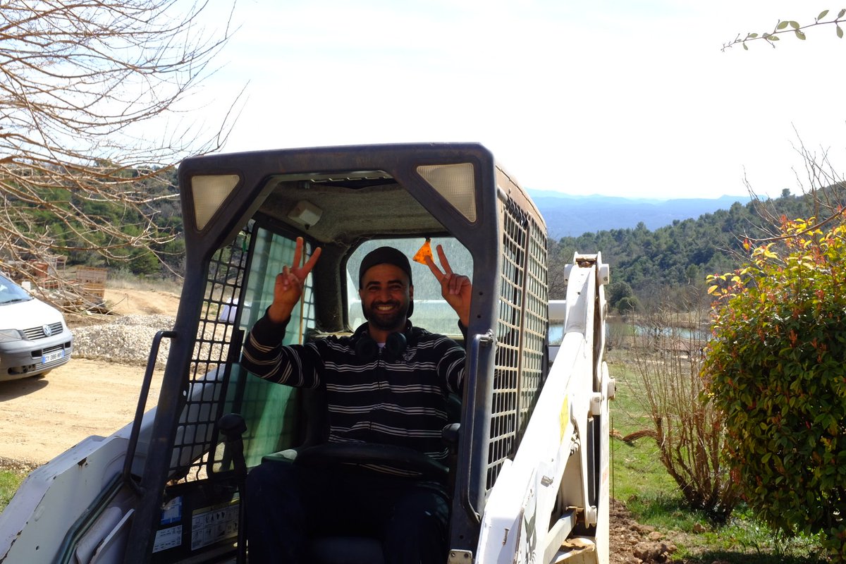 BassonJames's tweet photo. Another good day planting trees in the Var. Trees supplied by #ebbentrees and planted by #gaudissart with a deft 'coup de bob' par Bebe.. https://t.co/WRm7564V27