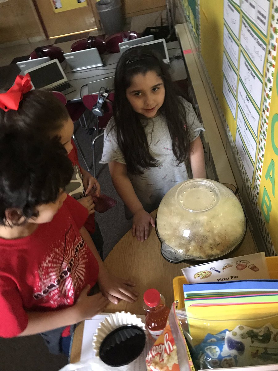 HeusnerFirst's tweet photo. Enjoying our popcorn party we earned!! 🍿#why305 @HeusnerPride https://t.co/yorhiJ70o5