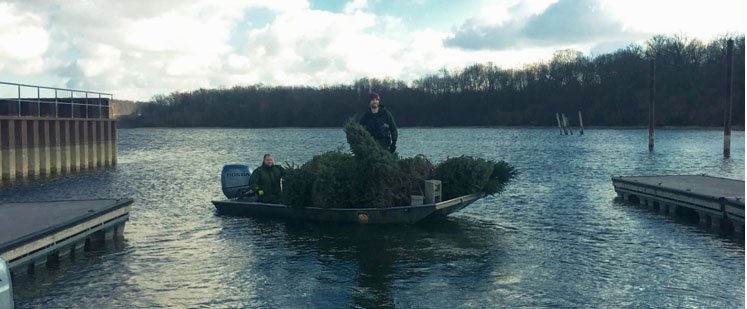 OhioDivWildlife's tweet photo. Christmas trees were recently sunk at 11 locations around at C.J. Brown Reservoir in Clark County to help improve fishing for anglers. Learn more and see the locations for all 11 attractors: https://t.co/sEOg0boVPW #fishohio #fishmanagement #fishattractors https://t.co/e3qgZOs9Qt