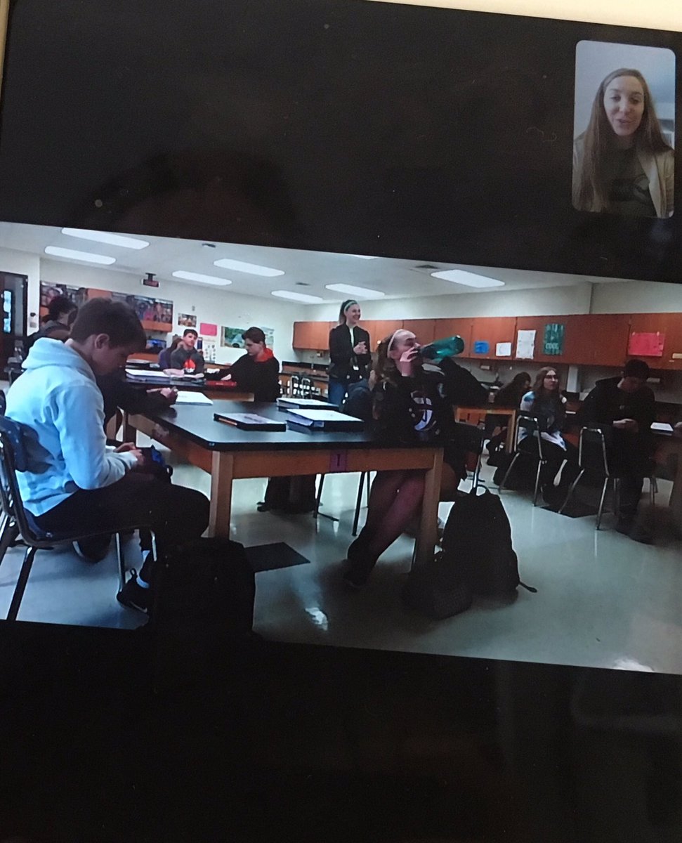 RileyFBernard's tweet photo. Just finished my second @SkypeScientist session with a great group of 8th grade honors students from Missouri! These kids sure know how to ask thought provoking and interesting questions about bats! #skypeascientist #science #biology #bats #batnerds #scienceoutreach https://t.co/JAg0vYYLPE