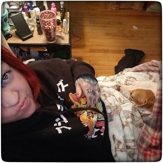 DARKSIDEnails's tweet photo. Pretty sure she knows when I need to get up and do things around the house cuz she plops right in my lap and passes out. https://t.co/c59fXhd7Nr https://t.co/kvysoqYObE