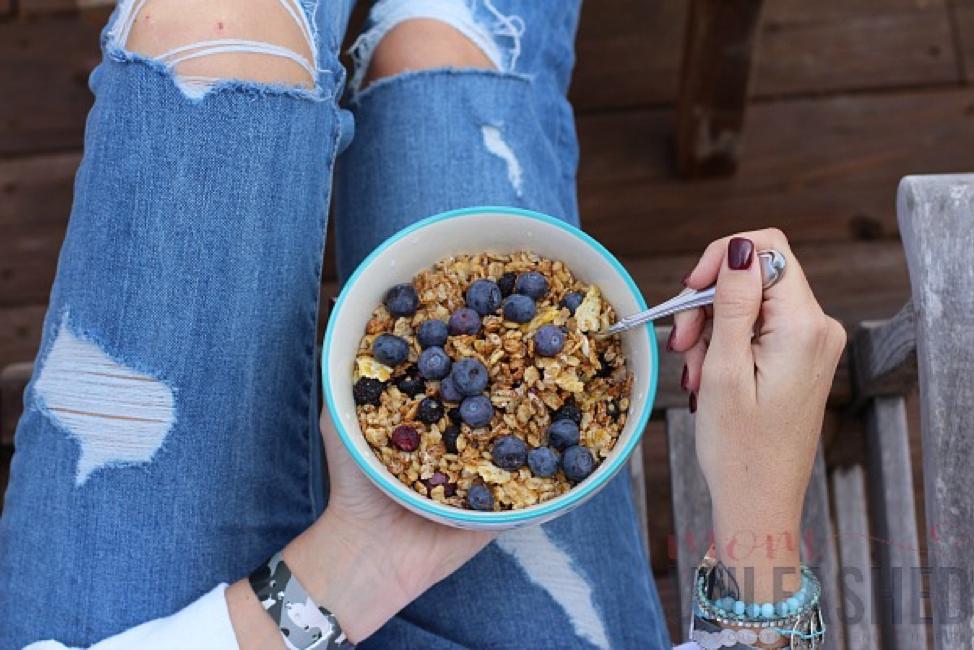 ClaraSteventh's tweet photo. #AD It's time to #GetHappyInside with @GetHappyInside cereal from Kellogg's®! Now through 3/15/19 you can save on Happy Inside cereal at your local Publix! https://t.co/CM00JA6uJU
Image via: @themomunleashed https://t.co/lD19cvpMQZ
