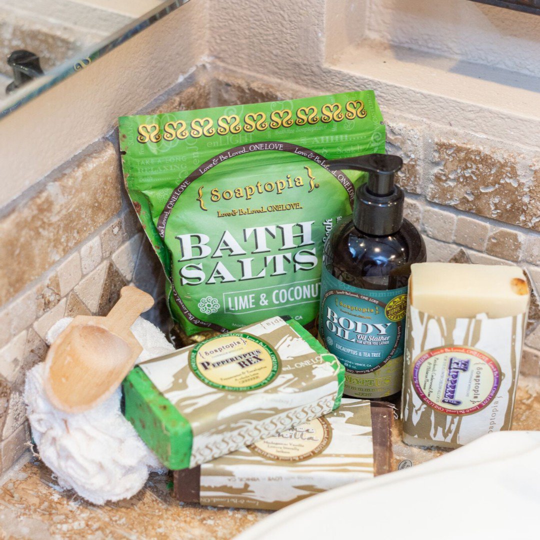 Soaptopia's tweet image. Soap makes us clean so we may get lucky! Our soaps are waiting for you to take them home!
#clean #natural #lucky #soap #love