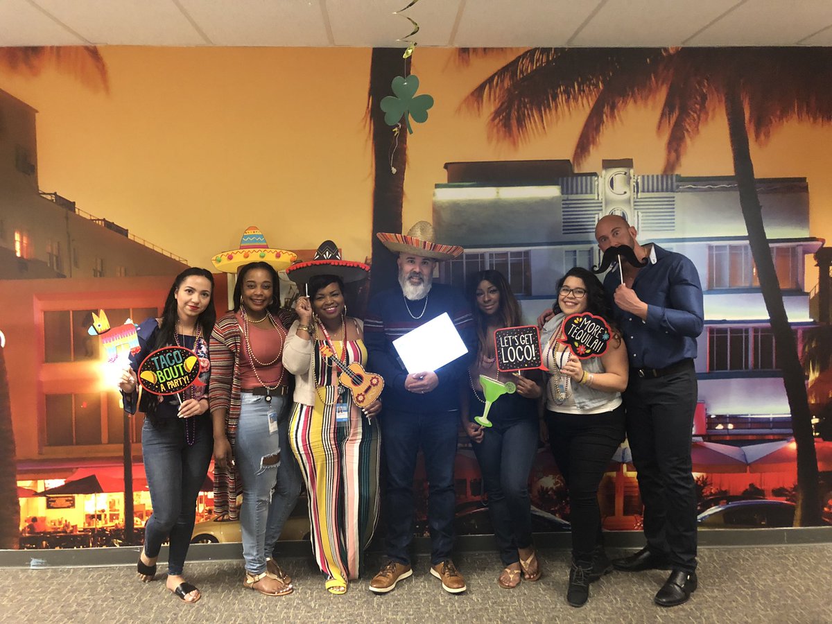 RickyPaulaJr's tweet photo. A pic with my Amazing Team Lead Squad!!! 
Pic with my #Miami7 rockstars! 
Pic with some of my new hire all-stars!
It’s Cake Time!! 
#BirthdaySurprise #BirthdayBomb #Miami7 #MyTeamRocks #TuggleNation #Fiesta https://t.co/RXUOEnDjoD