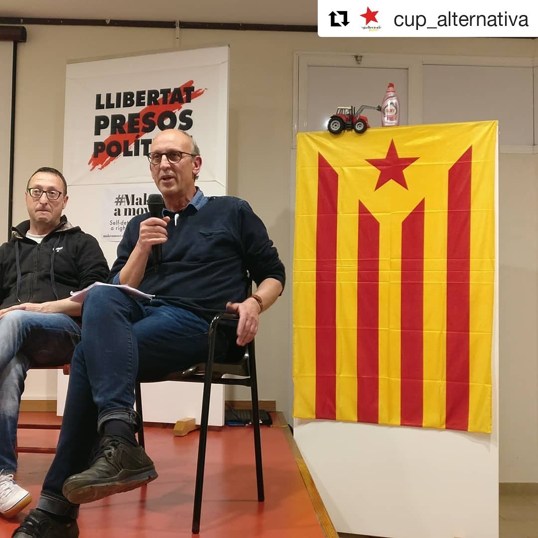 cupalternativa's tweet photo. Gràcies Enric per posar-te al davant d'aquest projecte! ✊ #sompoble #fempoble #vivimlo #convivimlo https://t.co/vMmBxdYJVC