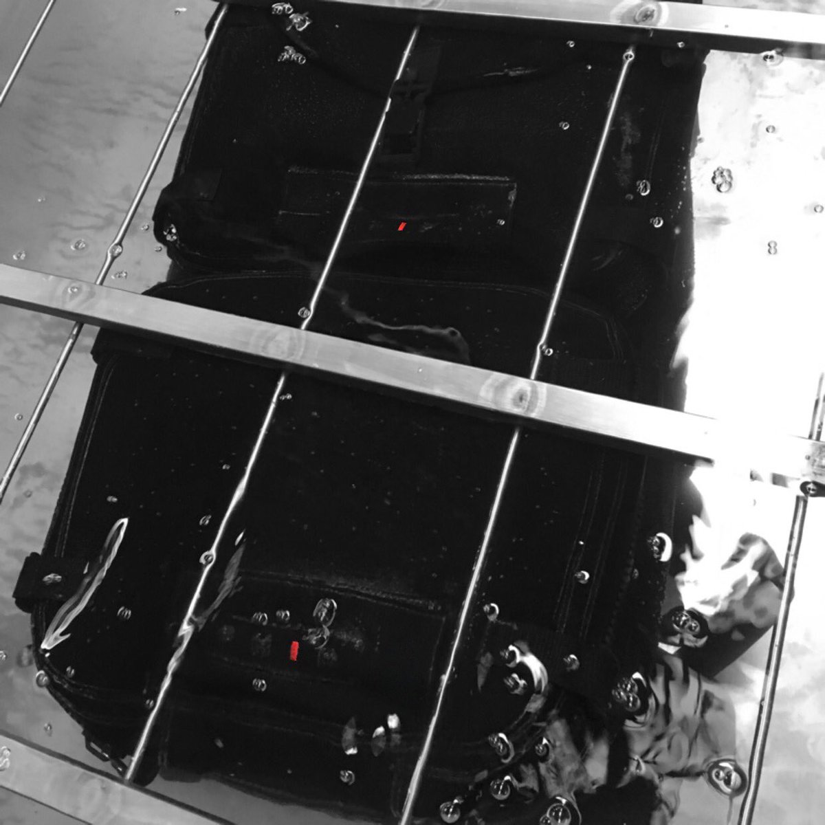 RHIP20's tweet image. Let’s get this out there, just in case anybody has missed it..all RHIP packs are watertight- not waterproof, not water resistant...watertight. That means absolutely no water gets in! 
 @rhip.co.uk #watertight #backpack #dive #sail #underwaterphotography #float #swim  #sup #kayak