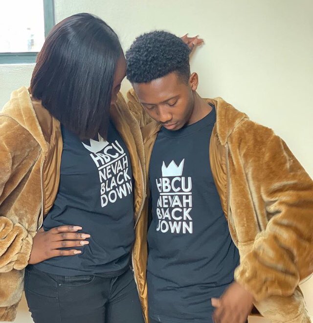 NevahBlackDown's tweet photo. #nevahblackdown collaborates with the Omega Black College Tour 2019 find out more: https://t.co/WszCJUmvnw portion of T-shirt sales go back into program #HBCU #OMEGABLACKCOLLEGETOUR 👊🏽 https://t.co/d6bCQwWjNN
