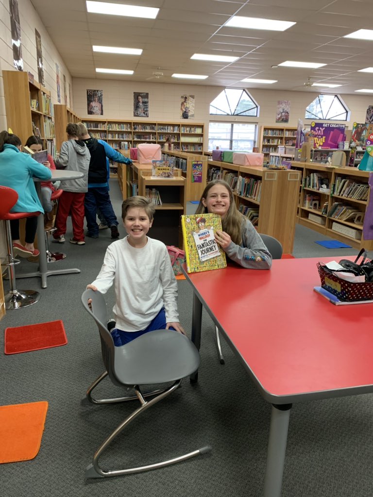 StephanieLisk's tweet photo. CMSS DEAR Day - #CabotReads https://t.co/eij9C0QpDq