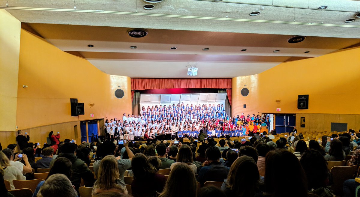 Wonderful to hear the Edith Cavell Senior Choir at last night's District Choral Festival.  So many beautiful voices singing in harmony!  Thanks to everyone involved! #vsb39