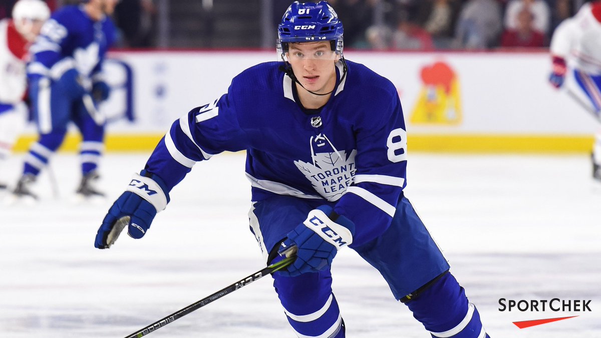 .<a href="/SportChek/">Sport Chek</a> Player Alert: The <a href="/MapleLeafs/">Toronto Maple Leafs</a> have signed defenceman Mac Hollowell to a three-year future entry-level contract.

Details >> atnhl.com/2tXNk1S

#LeafsForever