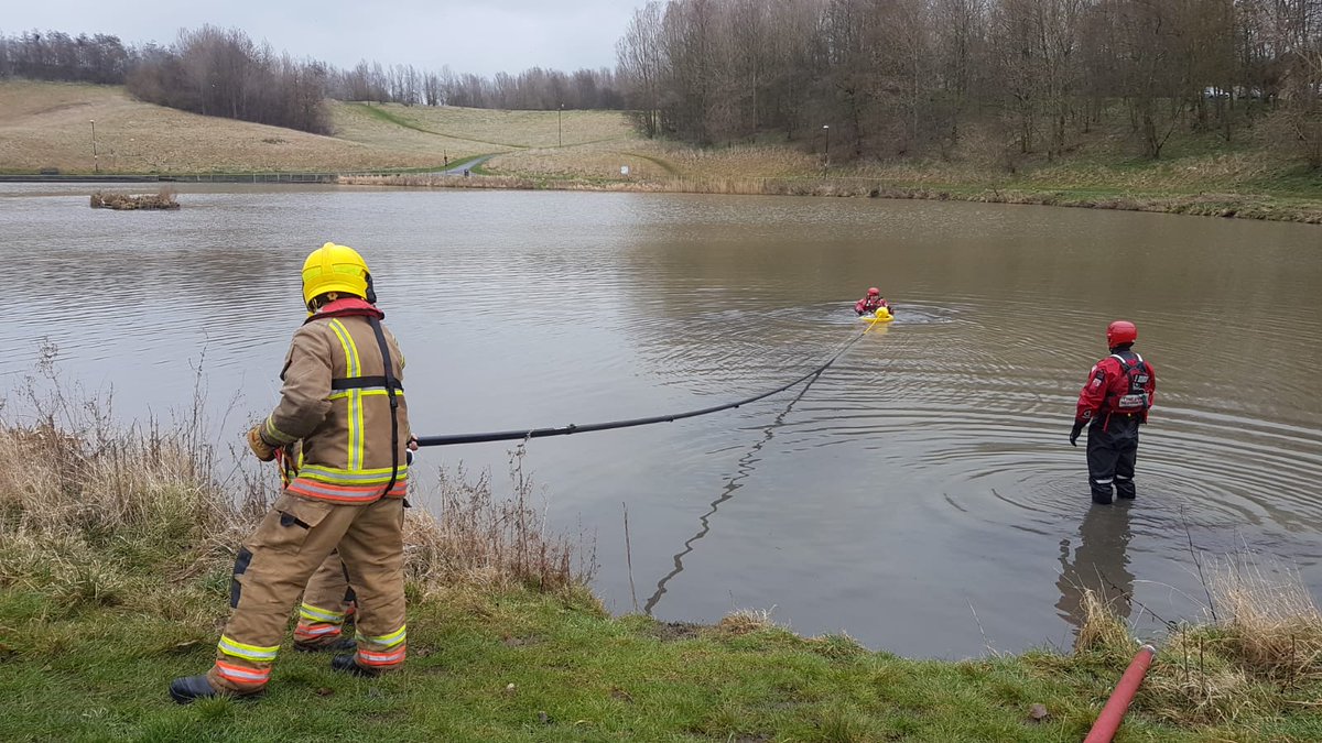 TwfrsByker's tweet image. Successfully using a #pickupapole #portsafe from @ReachandRescue to undertake another safe method of rescue from open water 👍👍