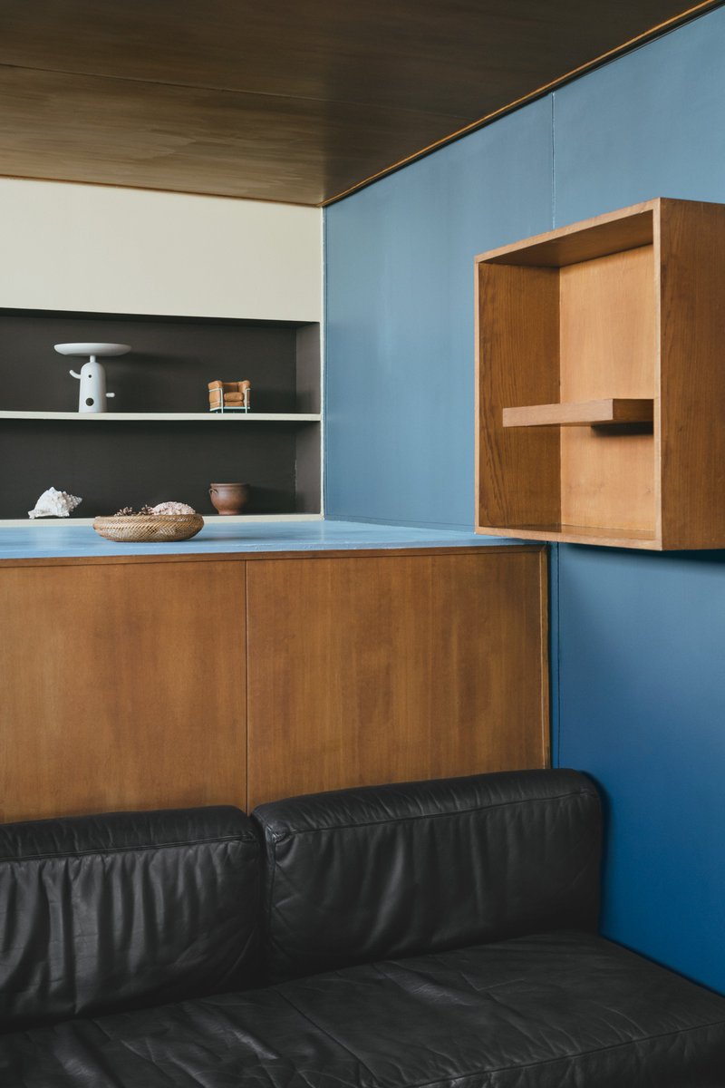 Modern Living: Le Corbusier’s Paris Apartment.

Read more at readcereal.com/modern-living