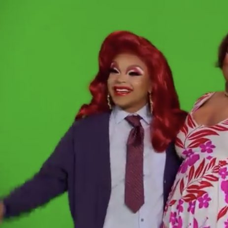 vanjiesmiling's tweet image. excuse me